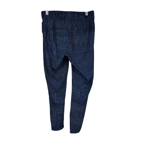 Lululemon On The Fly Pant Linear Flux Battleship Multi Women's Size 4 EUC - Picture 5 of 9